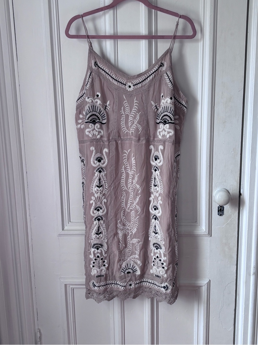 Anthropologie Maeve Tan Embroidered Sleeveless Mini Slip Dress Lined X Large